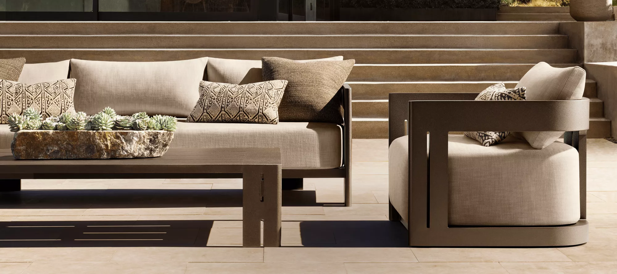 Set Sofa Luaran Jati Matira|Perabot Komersial Premium
